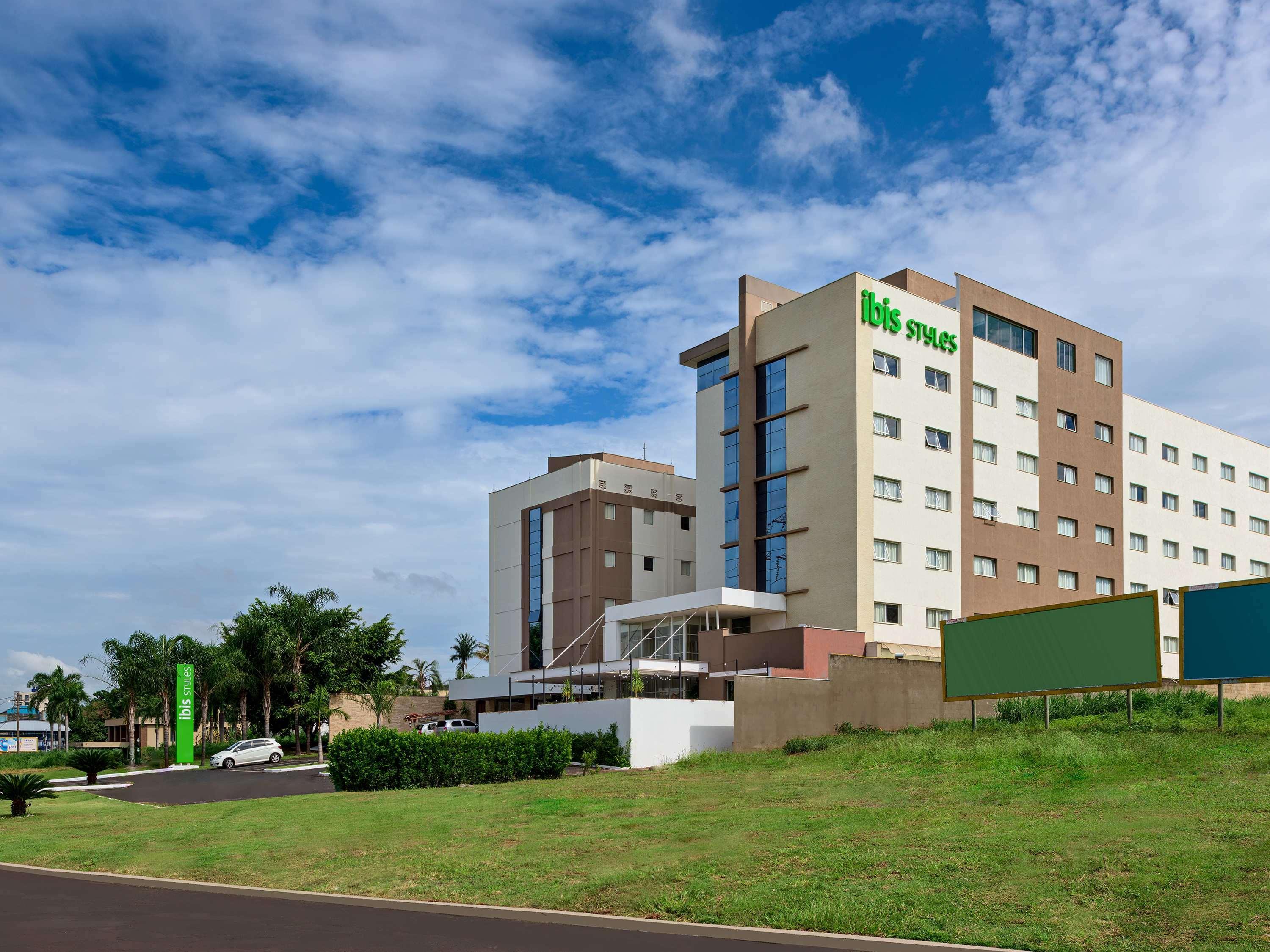 Ibis Styles Maurilio Biagi Hotel 3*